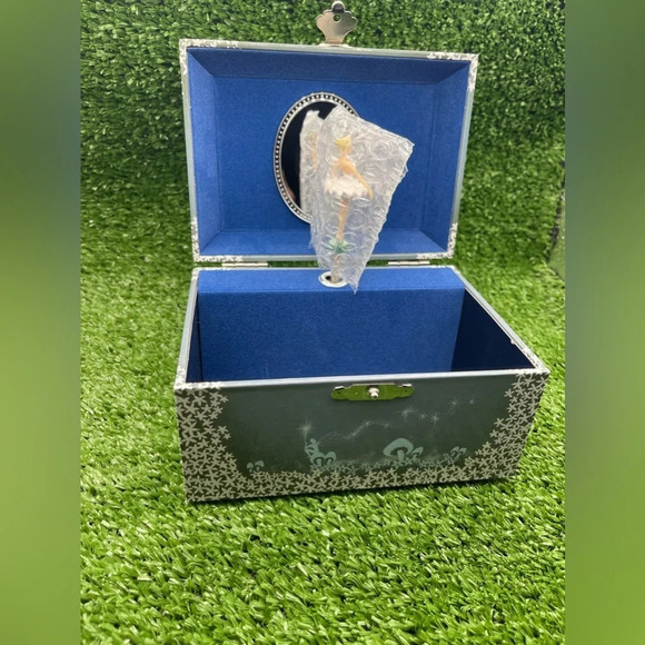Twirling Ballerina and Mushrooms Musical Jewelry Storage Box, NWT 🩰🍄 - Picture 9 of 15